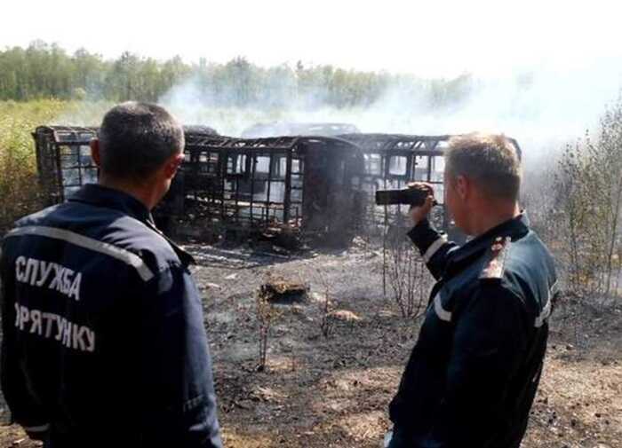 На Рівненщині вісьмох чоловіків засудили на 7,5 років за напад на копачів бурштину